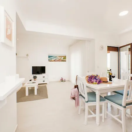 T1 Navegantes Apartman *